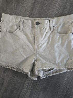 Blank Nyc Lace Up Faux Leather Beige Shorts Size 27